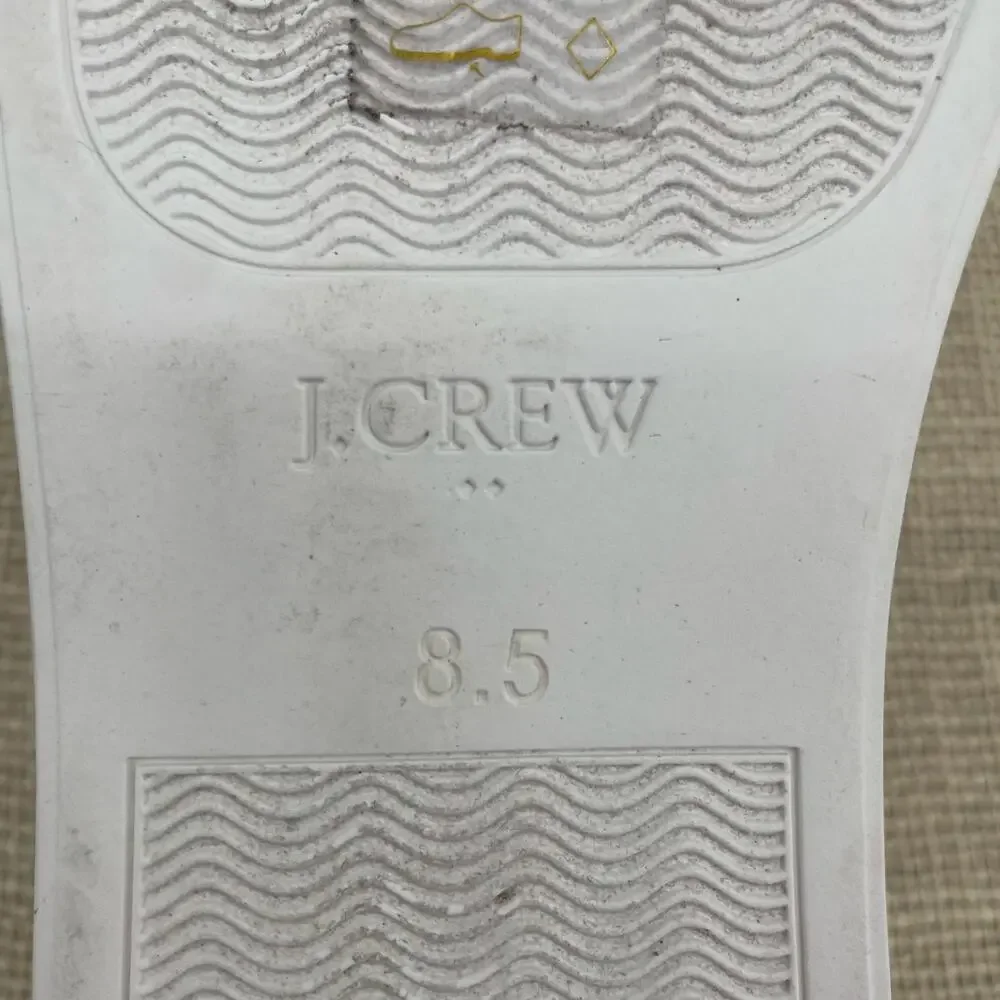 J.CREW crew court